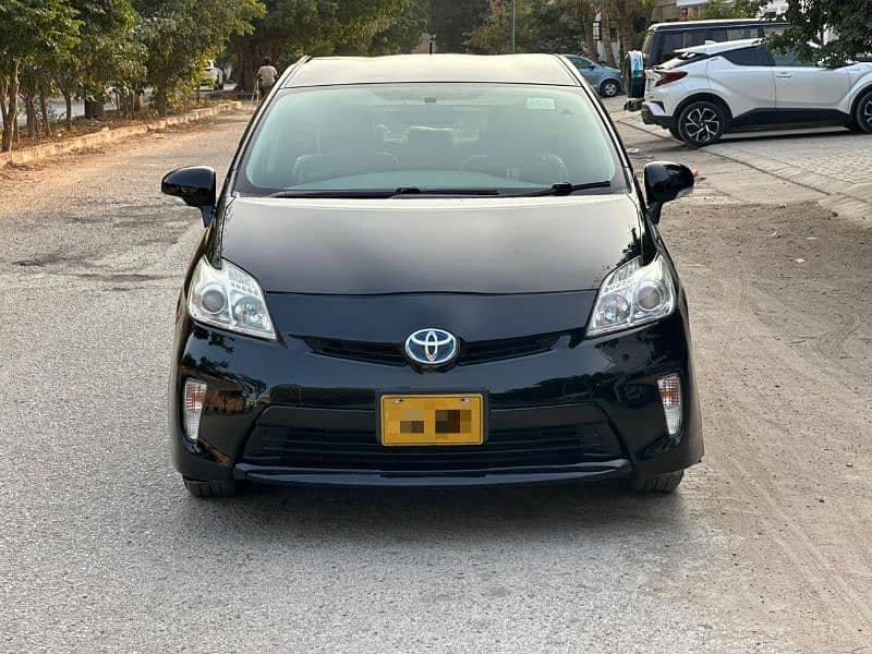 Toyota Prius 2012 3