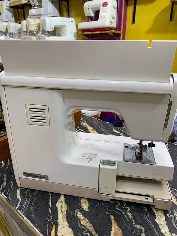 Janome Secio 8200 Japanese Sewing and Embroidery Machine 6