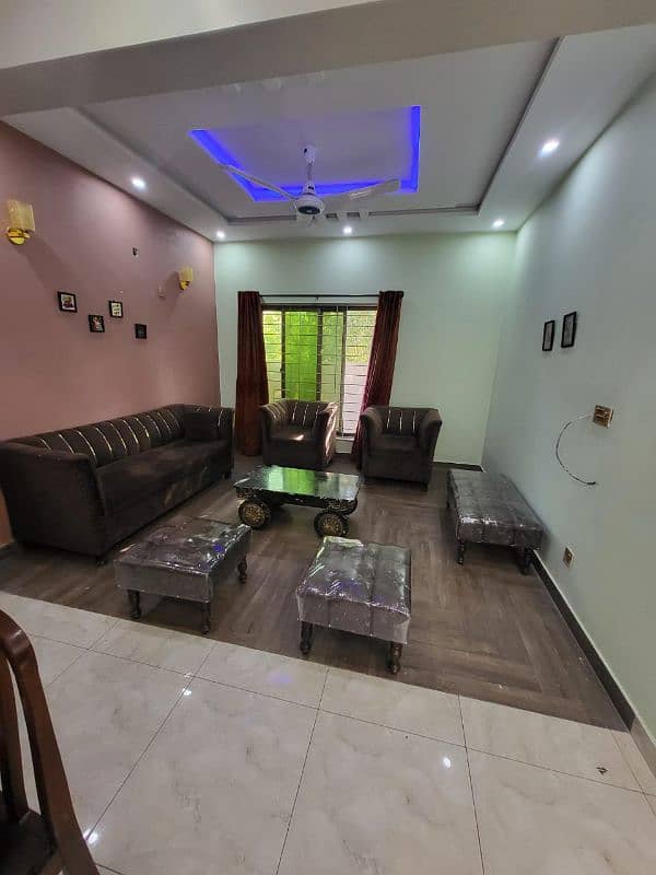 Guest house furnished villa for rent in Bahria town karachi. 3