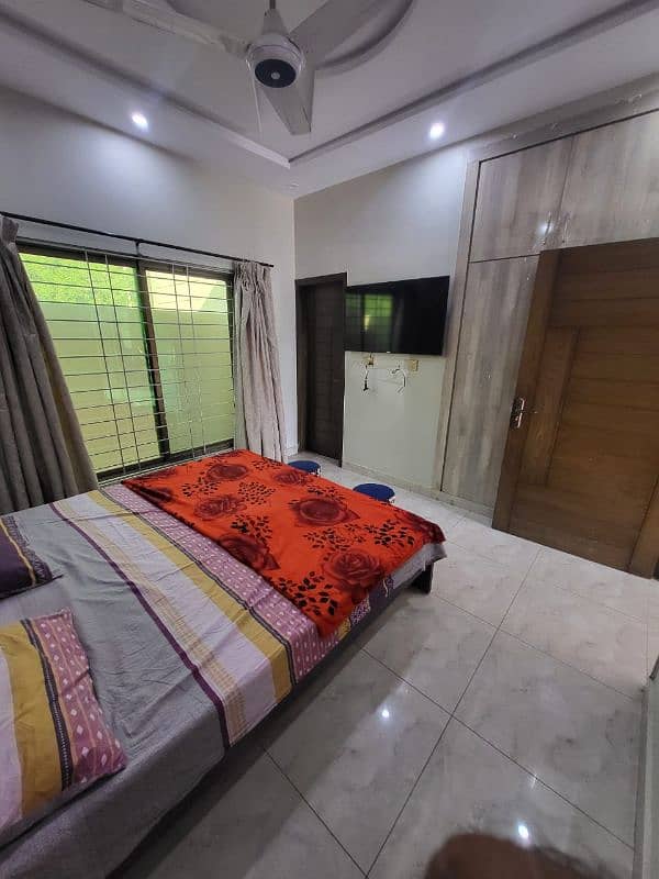 Guest house furnished villa for rent in Bahria town karachi. 7