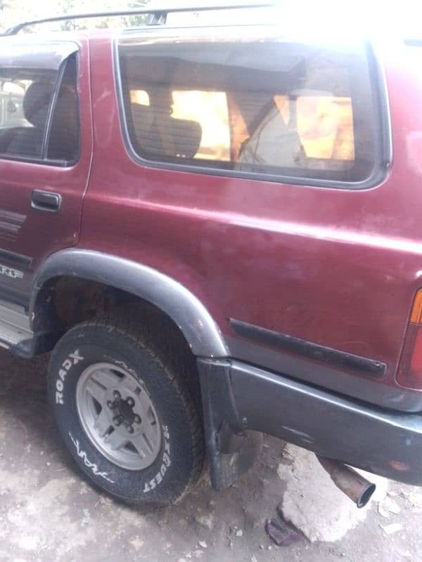 Toyota Surf 1994 urgent sale karna ha 4