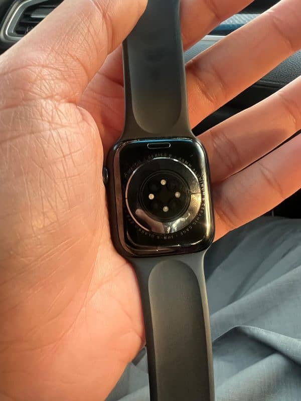 Apple watch Series 8 45mm 1