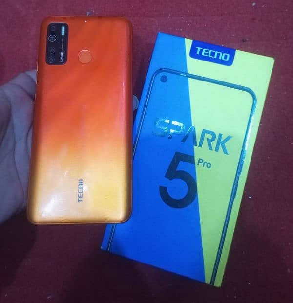 Tecno Spark 5 pro 4GB ram 64GB storage condition 10/10.0. 302.55. 61.210 6