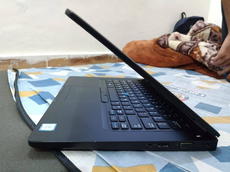 Dell Latitude 5480 4