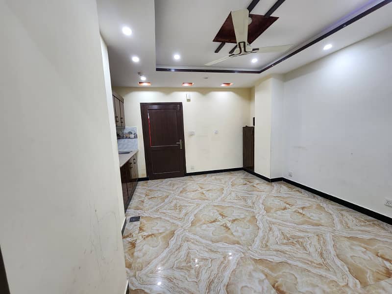 1bed non furnished apartment 4