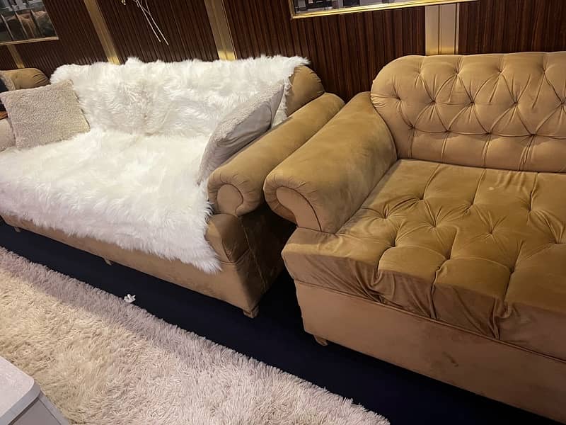 9 seter sofa 1