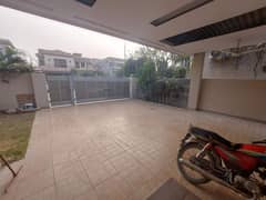 Garden Town, Facing Canal, 4 Kanal Commercial House For Rent