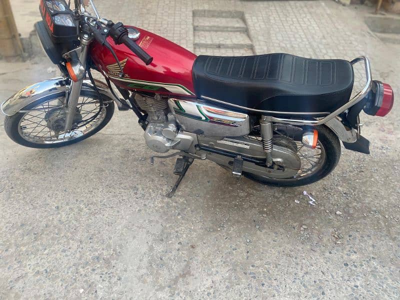 Honda 125 self stat 6