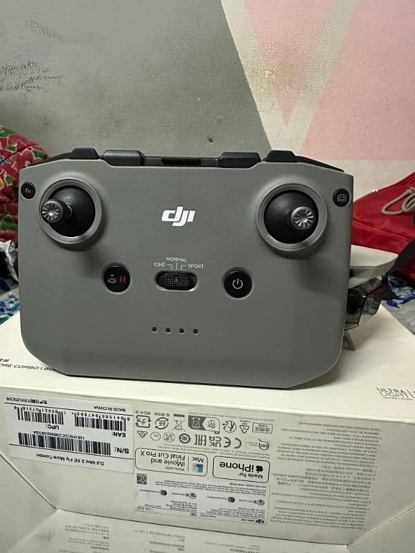 DJI mini 2SE fly more Combo 4