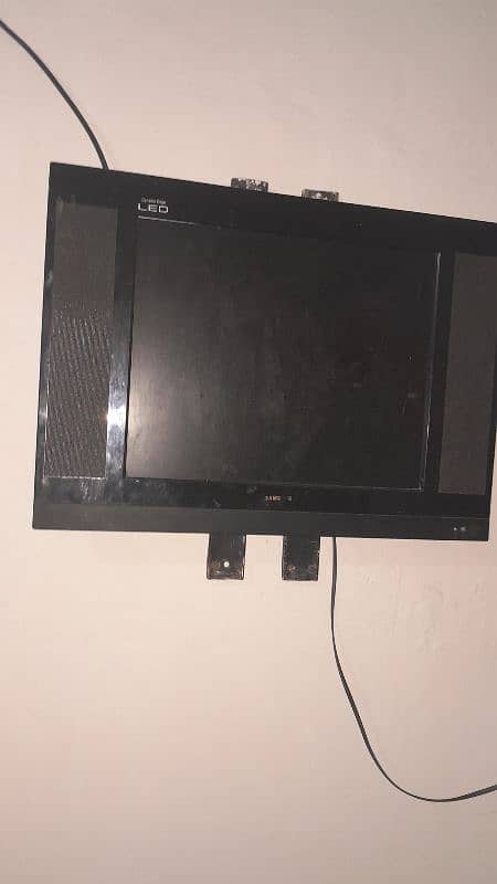 Budget-Frindly LCD TV-Perfect for home and office  use 0