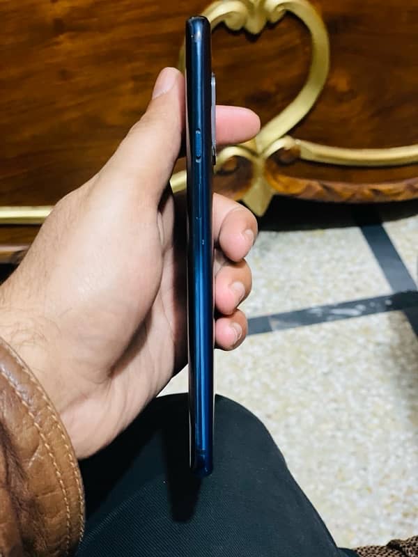 One Plus 7 Pro 4