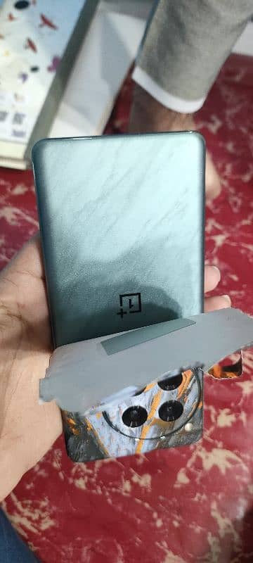 OnePlus 12 3