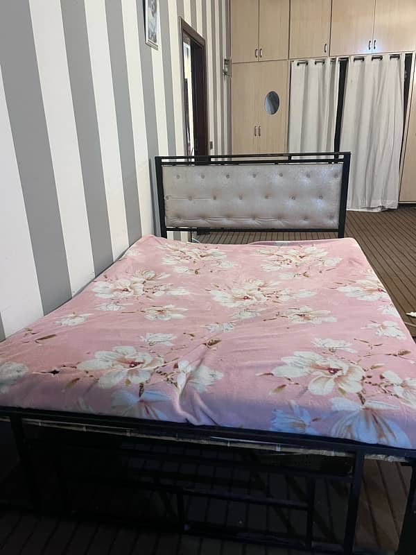 iron bed mattress not included and bedsheet also not included 1