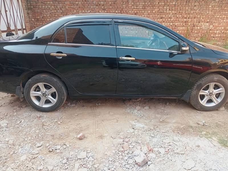 Toyota Corolla XLI 2014 3