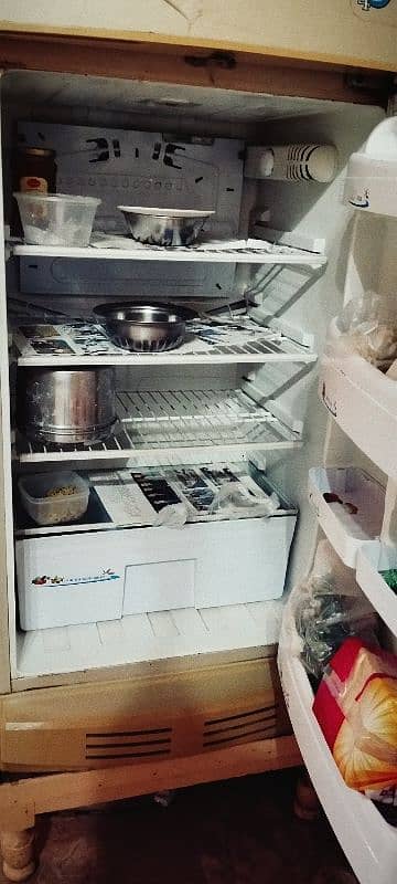 new fridge . . . koi fault ni bht Kam used ha like new 0326/8516/424 4