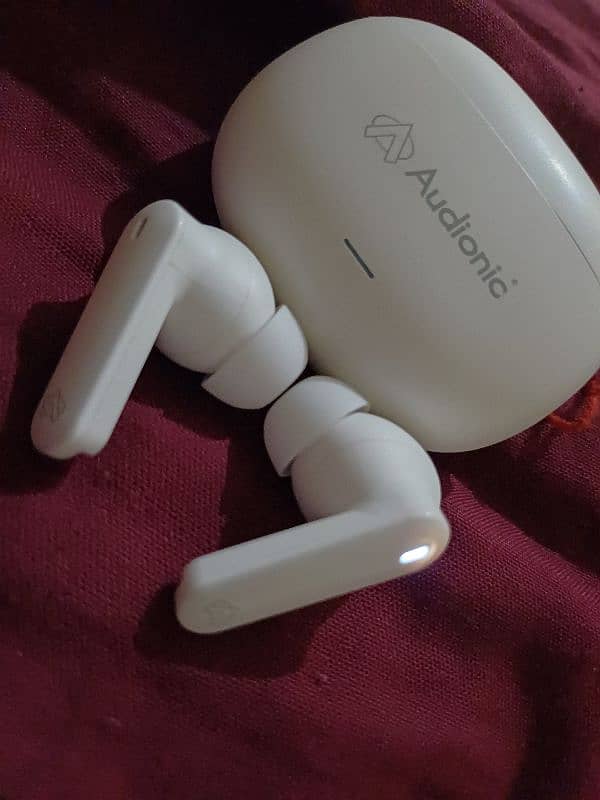 Audionic air buds 1