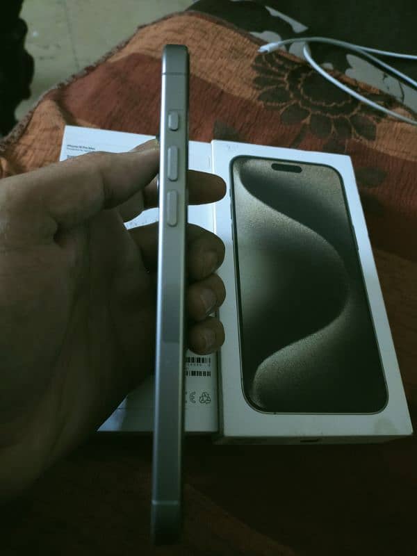 I Phone 15 Pro Max 256 GB Non PTA 2