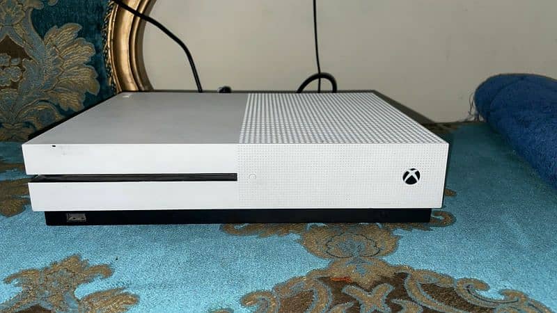 Xbox One S For Sale 4