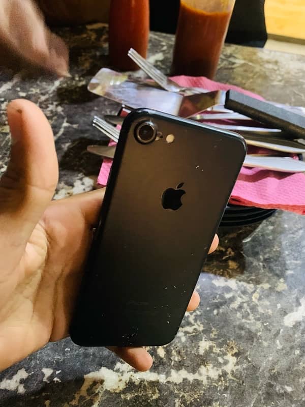 iPhone 7 Non-Pta | 32GB Memory | Urgent Sale | Cheap Price Mobiles 1