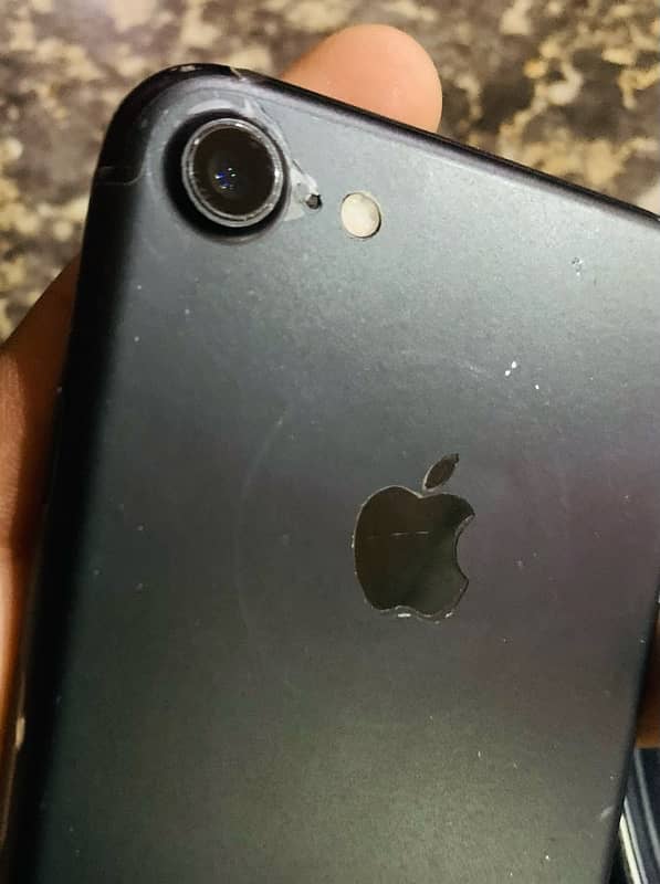 iPhone 7 Non-Pta | 32GB Memory | Urgent Sale | Cheap Price Mobiles 6