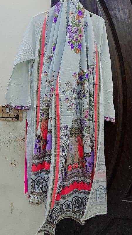 2 PC embroidered khaddar khaadi suit 5