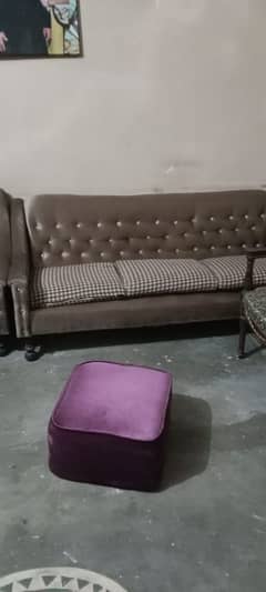 i want to sale sofa set 03259609535