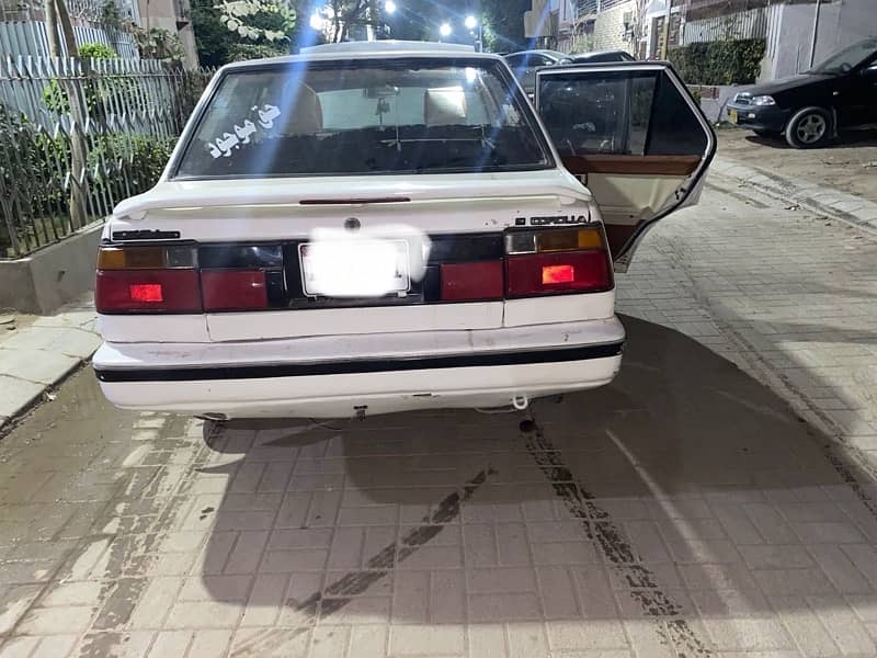 Toyota Corolla se saloon 1985 5