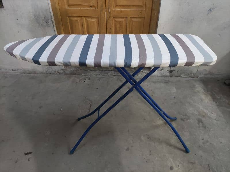 iron stand imported from Netherlands 2