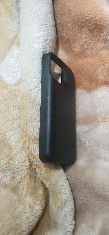 Iphone 12 pro max battery case 0