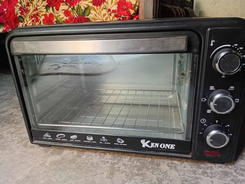 Baking Oven Almost New Condition 3