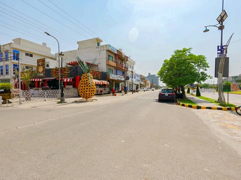 Reserve A Prime Location Commercial Plot Now In Central Park - Block D 10