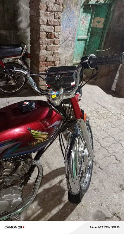 Honda 125cg good condition 0