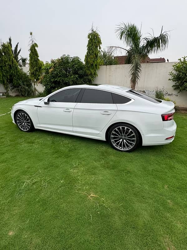 Audi A5 2019 5