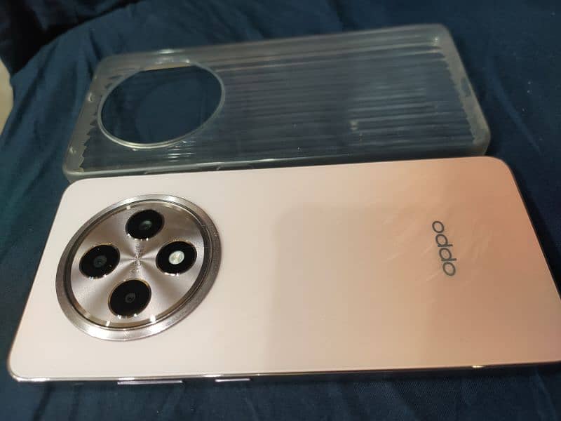 Oppo Reno 12F 2