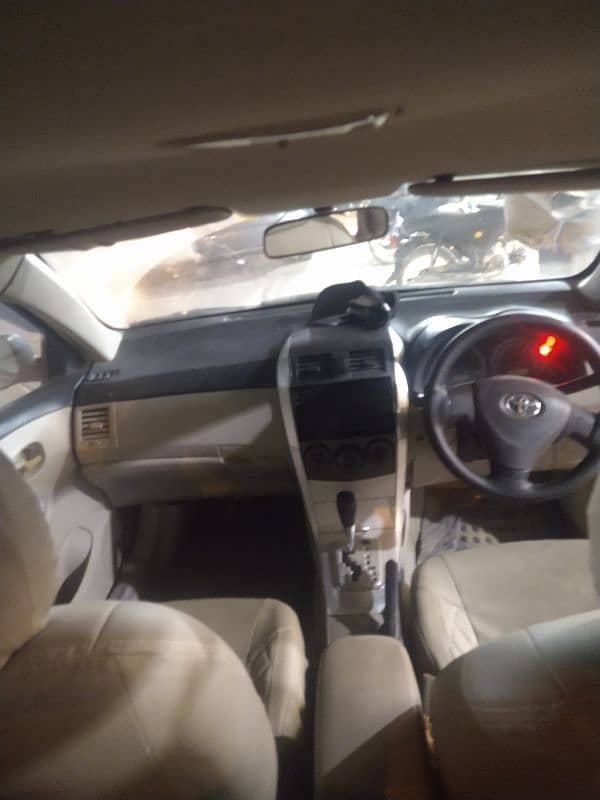 Toyota Corolla Gli automatic 2014 urgent sale 4