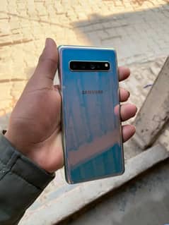 samsung s10 5g plus 8+8 gb ram 256 gb memory