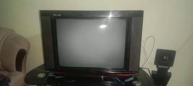 LG TV flat 21 inch 1