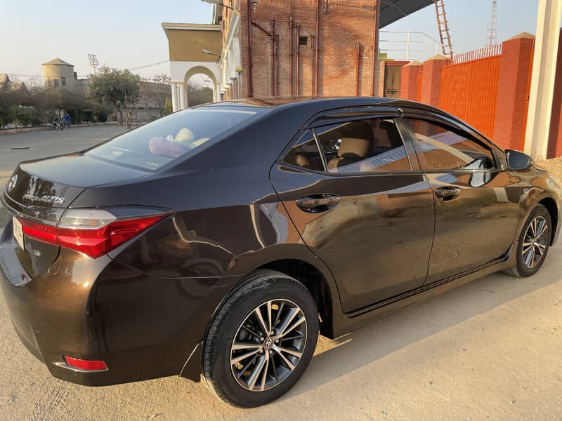 Toyota Corolla Altis 1.6 2018 1