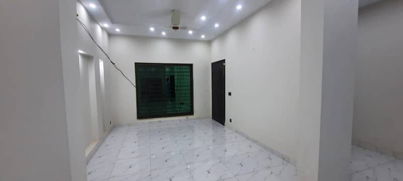 8 MARLA HOUSE FOR RENT IN BAHRIA TOWN LAHORE 28