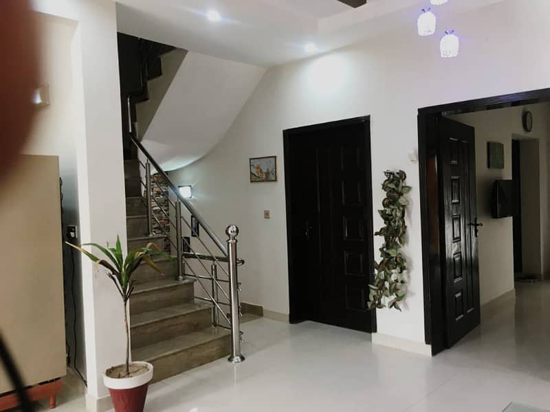 8 MARLA LOWER PORTION FOR RENT IN BAHRIA TOWN LAHORE 6