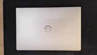 Dell laptop Core i7 10th Generation ` apple i5 10/10 i3