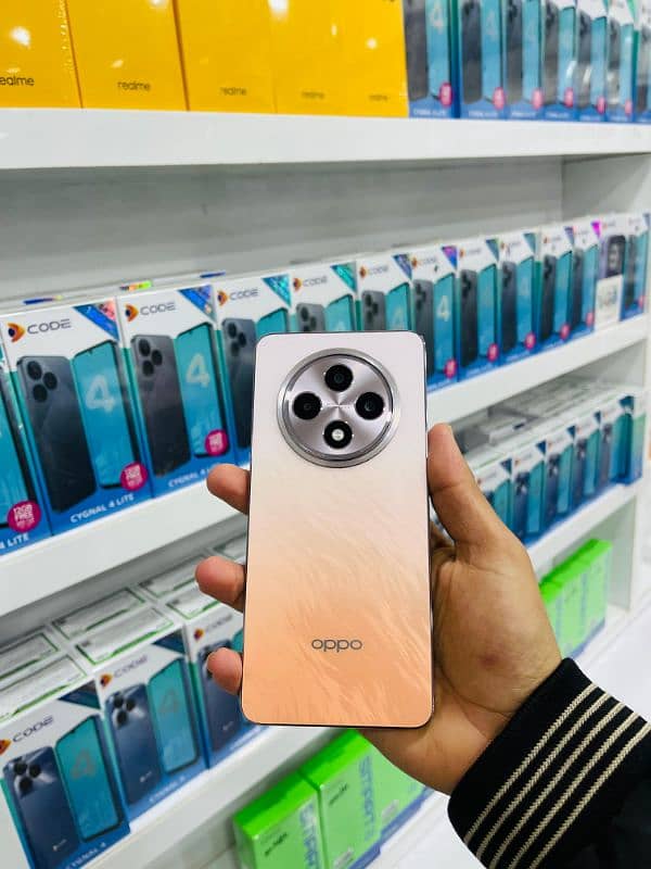 OPPO RENO 12F 8/256 GB 1