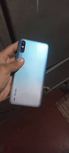 tecno spark go 2022