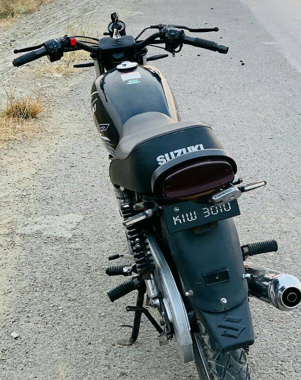 Suzuki Gs 150 black colour 2016 0