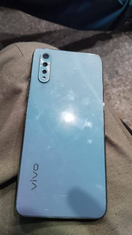 vivo S 1 8 gb 256 0