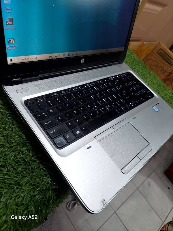 HP CORE I5 7TH GENERATION  8GB DDR4 15.6 SIZE 3