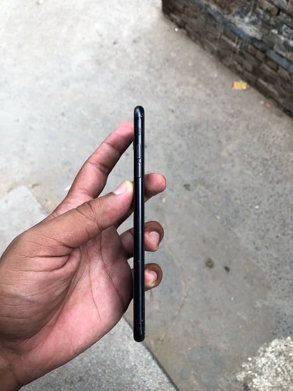 iphone 7plus 128gb non pta jv 1