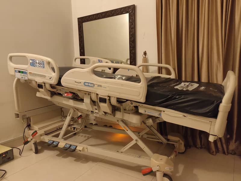 Patient Bed Hospital Bed - Hill-Rom 5