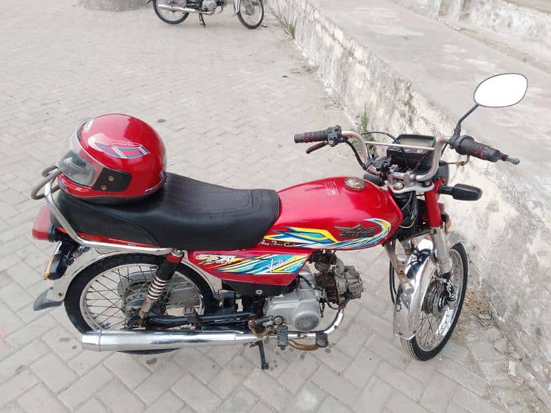 Super Star 70 CC Bike, Perfect Condition 1