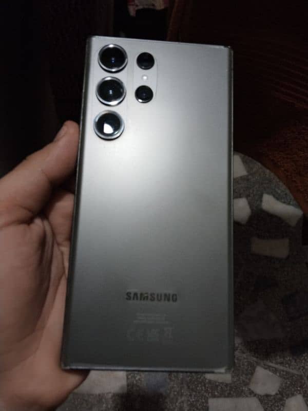 Samsung Galaxy S23 Ultra 9